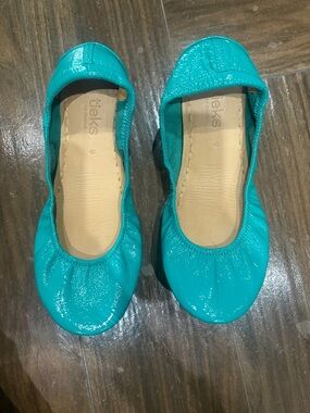 Tieks Teal Patent Ballet Flats